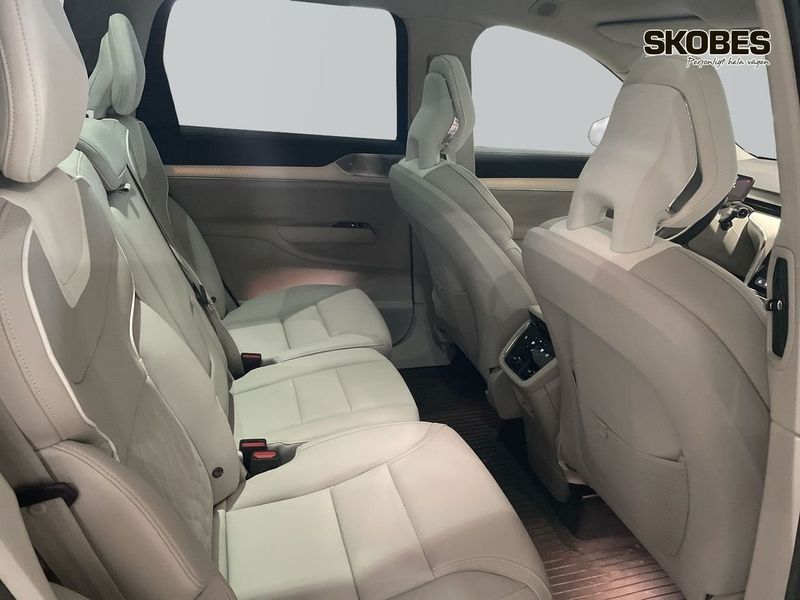 Volvo EX90 bild 10
