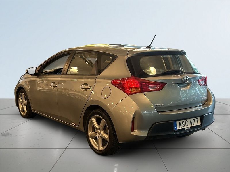 Toyota Auris bild 5
