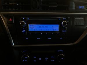 Toyota Auris bild 11