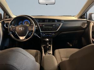 Toyota Auris bild 8