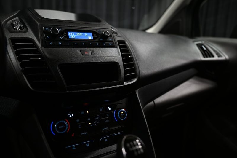 Ford Transit Connect bild 24