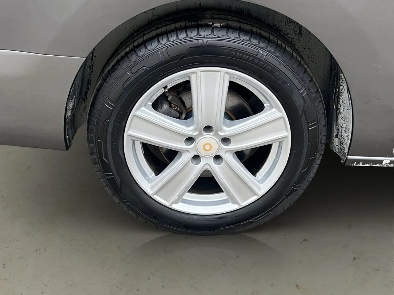 Vehicle image 31