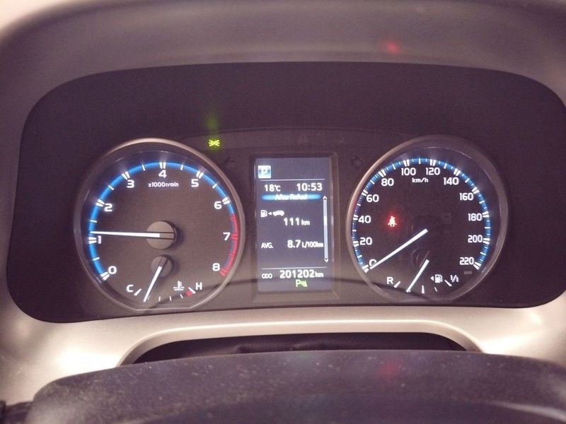 Toyota RAV4 bild 12