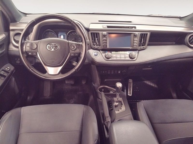Toyota RAV4 bild 10