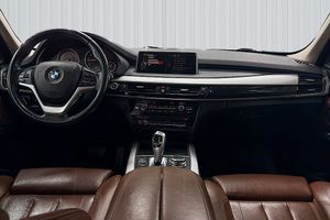 BMW X5 bild 9