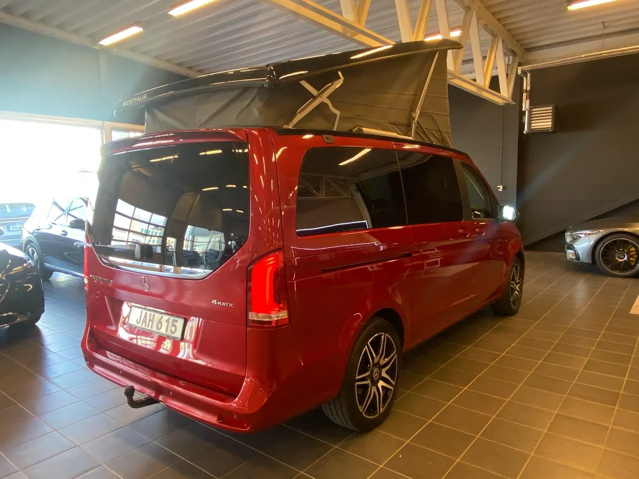 Vehicle image 8