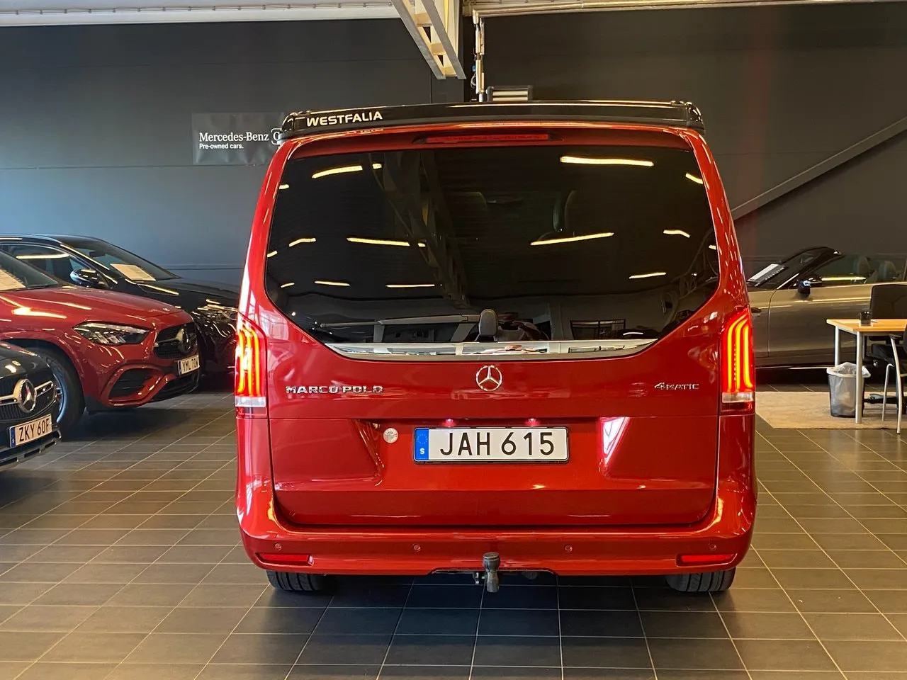 Vehicle image 4
