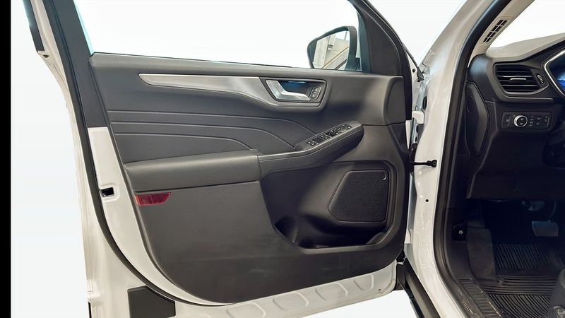 Ford Kuga bild 11