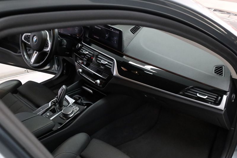 BMW 520 bild 18