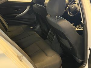 BMW 320 bild 10