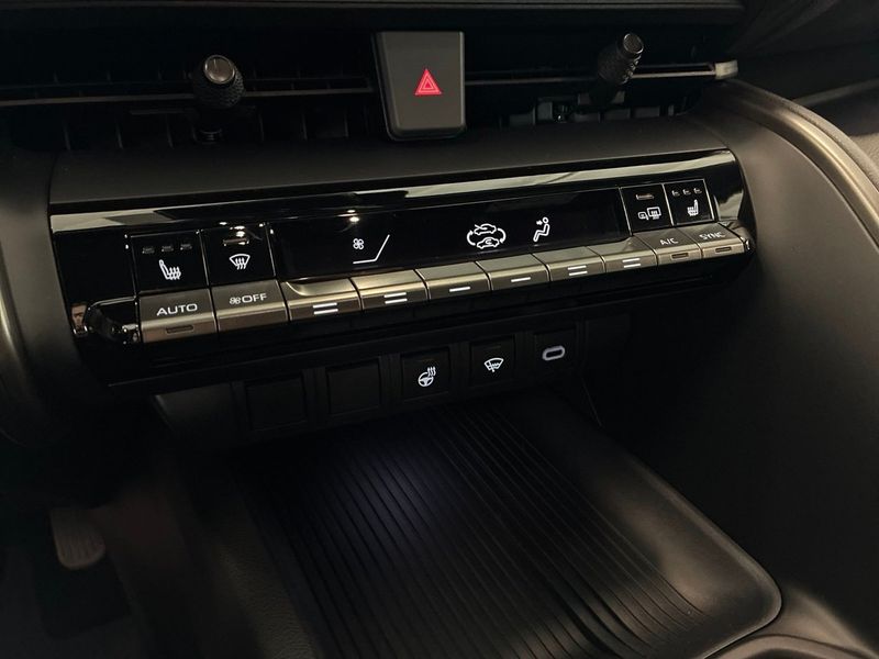 Toyota C-HR bild 21