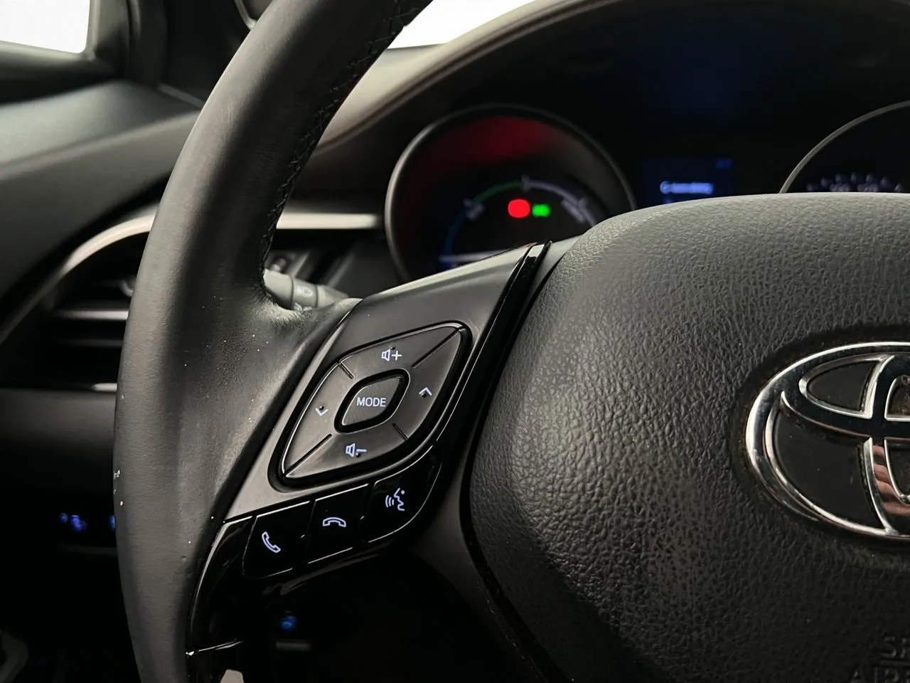 Vehicle image 20