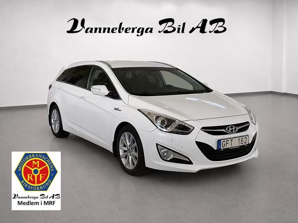 Hyundai i40 cw 1.7 CRDi Business Drag/Backkamera/GPS/Euro 5 - 2013