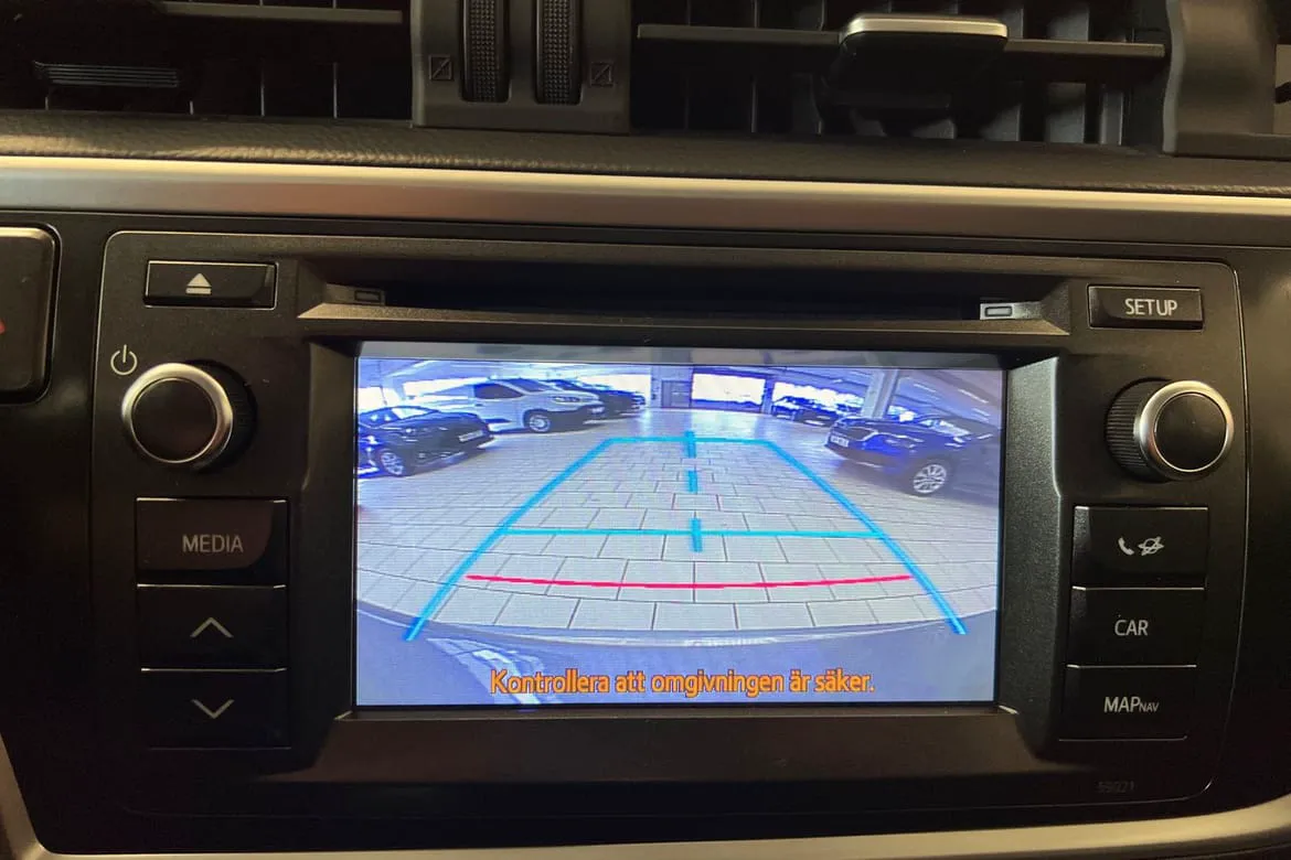 Vehicle image 14