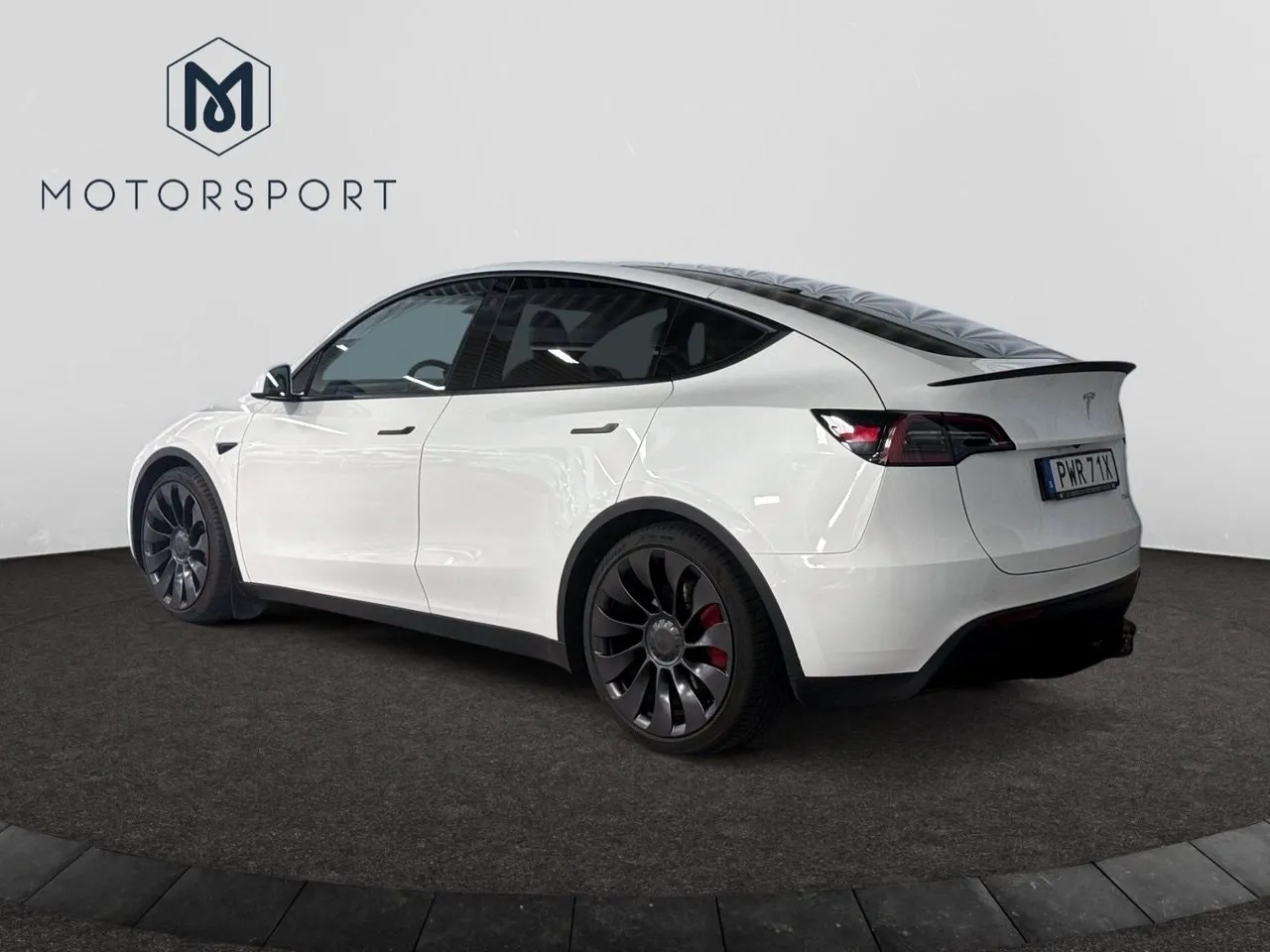 Tesla Model Y bild 6