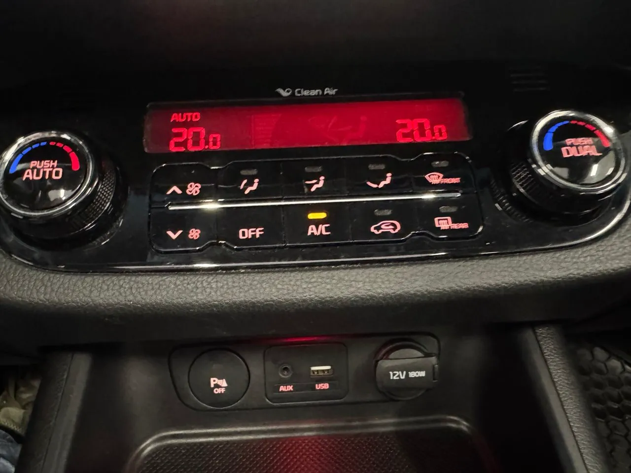 Vehicle image 24