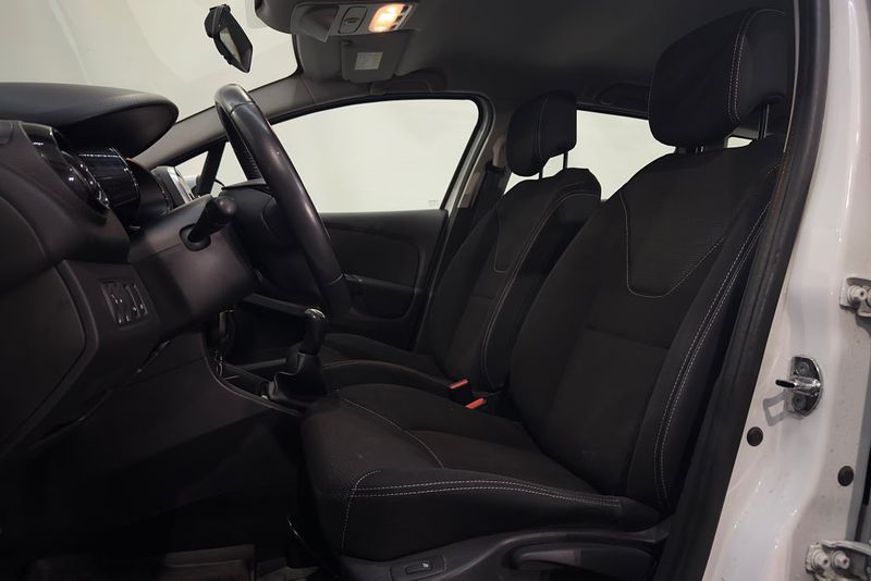 Renault Clio bild 8