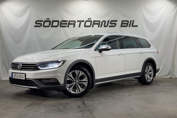 Volkswagen Passat Alltrack 2.0 TDI 4M DRAG VÄRMARE KAMREM LÄDER KAMERA MOMSBIL - 2019