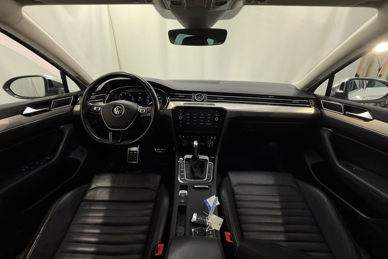 Volkswagen Passat bild 13