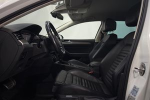 Volkswagen Passat bild 7