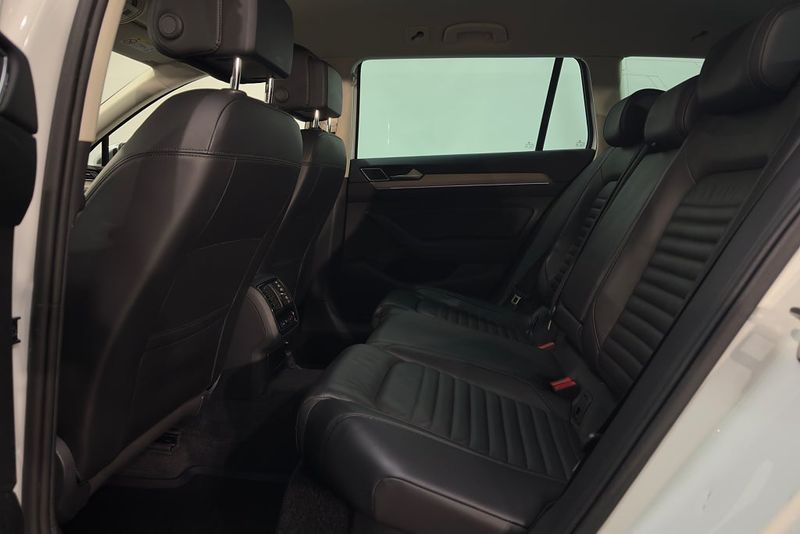 Volkswagen Passat bild 22