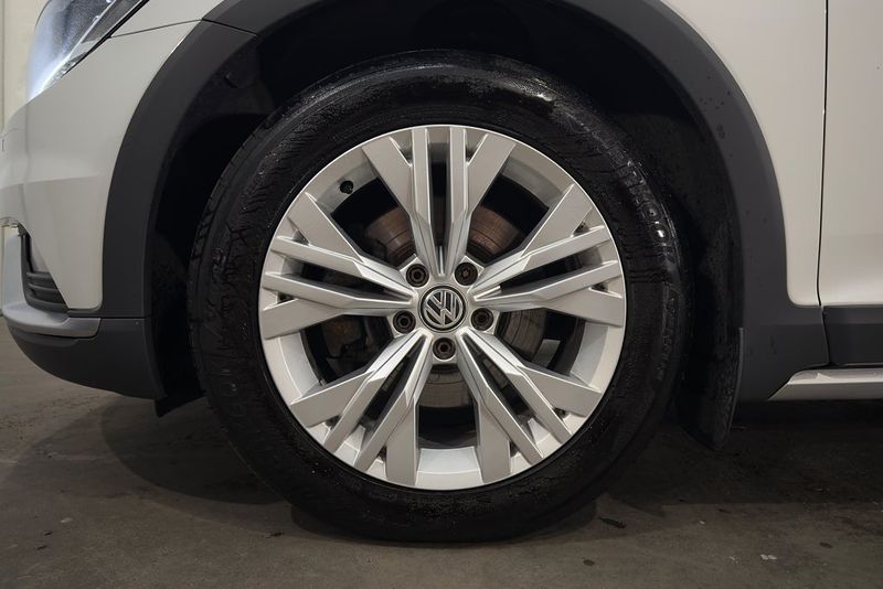 Volkswagen Passat bild 24