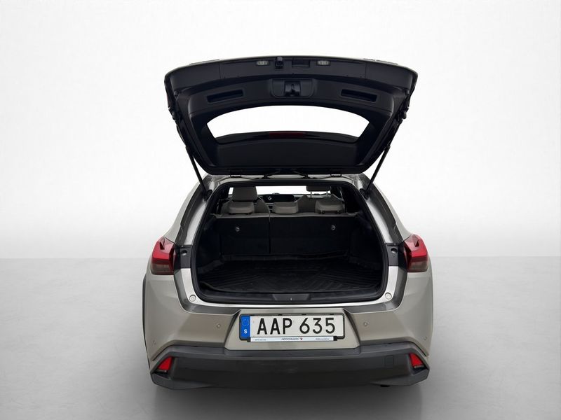 Lexus UX bild 24