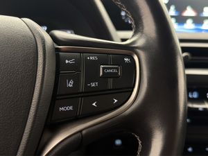 Lexus UX bild 14