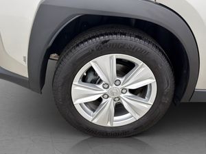 Lexus UX bild 27