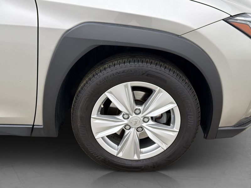 Lexus UX bild 28
