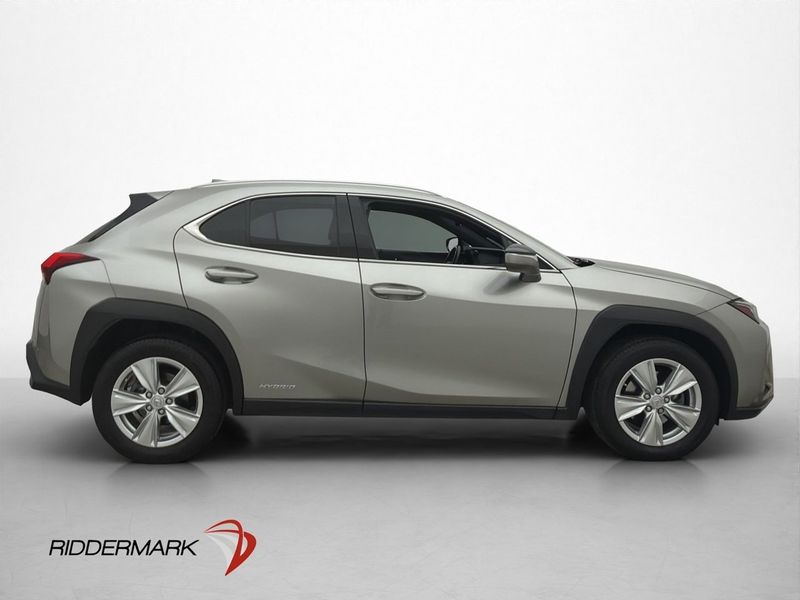 Lexus UX bild 4