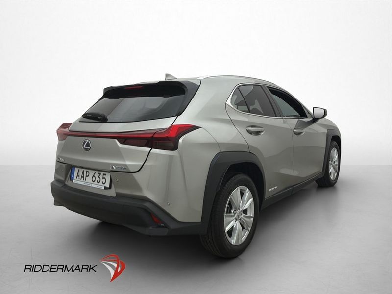 Lexus UX bild 5