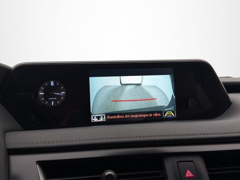 Lexus UX bild 16
