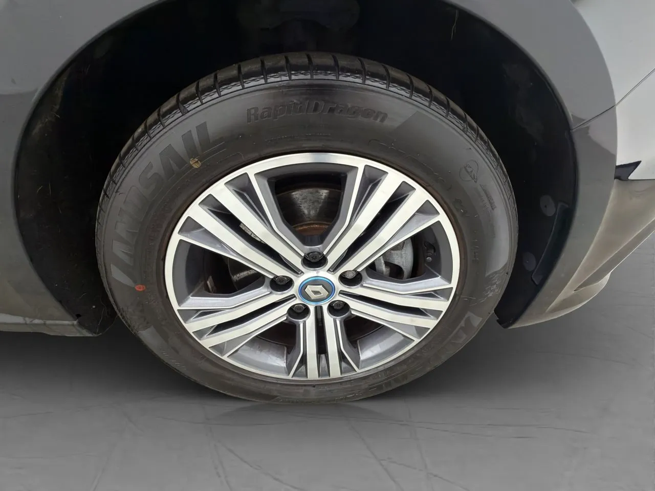 Vehicle image 31