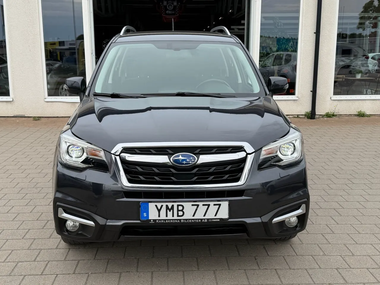 Vehicle image 1