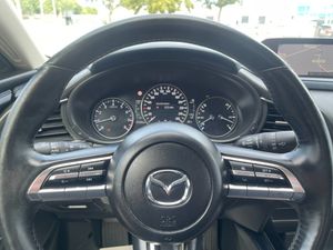 Mazda CX-30 bild 18