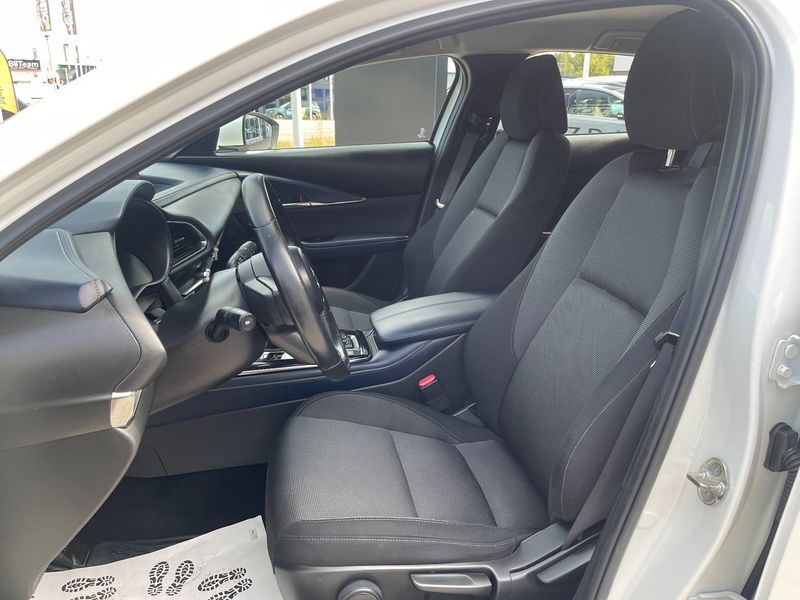 Mazda CX-30 bild 11