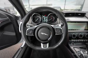 Jaguar F-Type bild 8