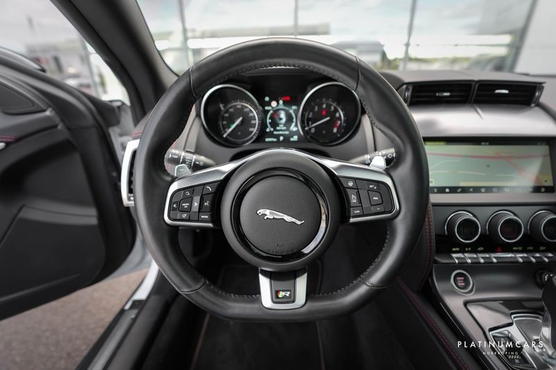Jaguar F-Type bild 8