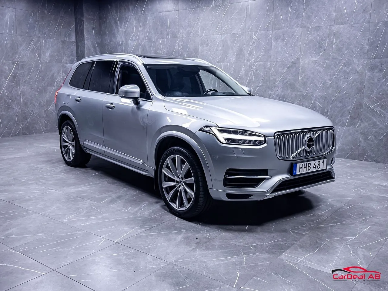 Vehicle image 8