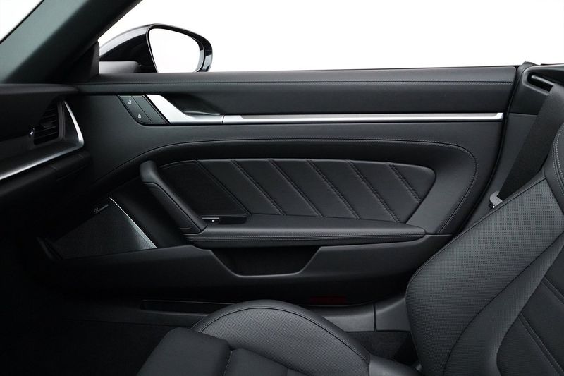 Porsche 992 bild 18