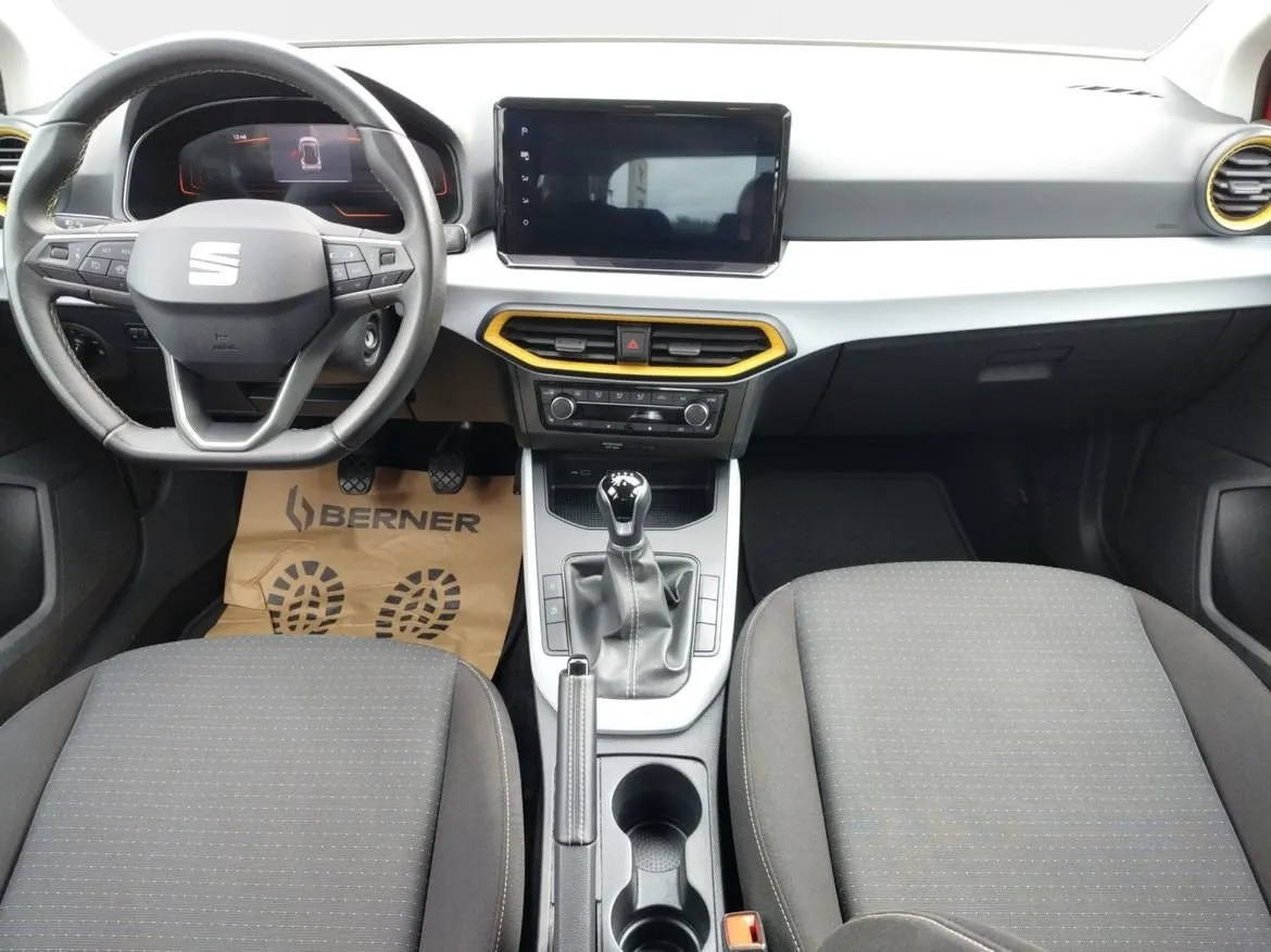 Vehicle image 8