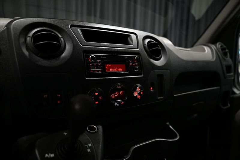 Renault Master bild 26