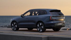 Volvo EX90 bild 19