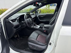 Suzuki Across bild 5