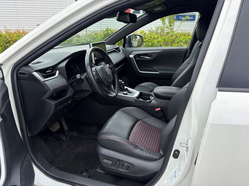 Suzuki Across bild 5