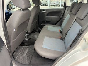 Ford Fiesta bild 6