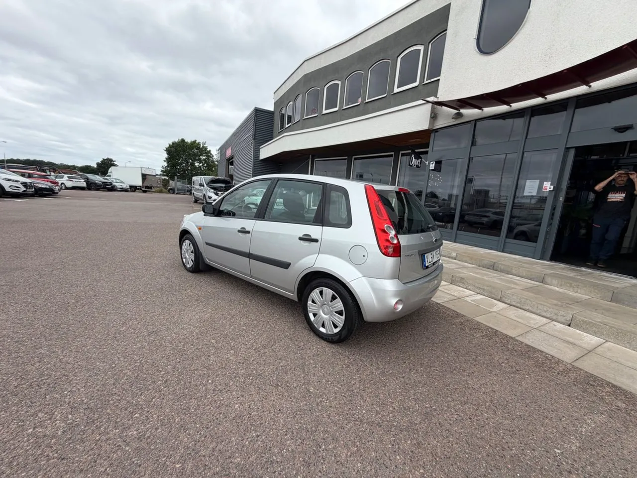 Vehicle image 2