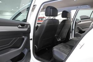 Volkswagen Passat bild 16