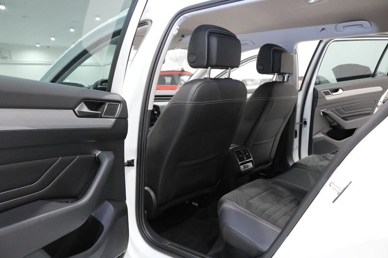 Volkswagen Passat bild 16